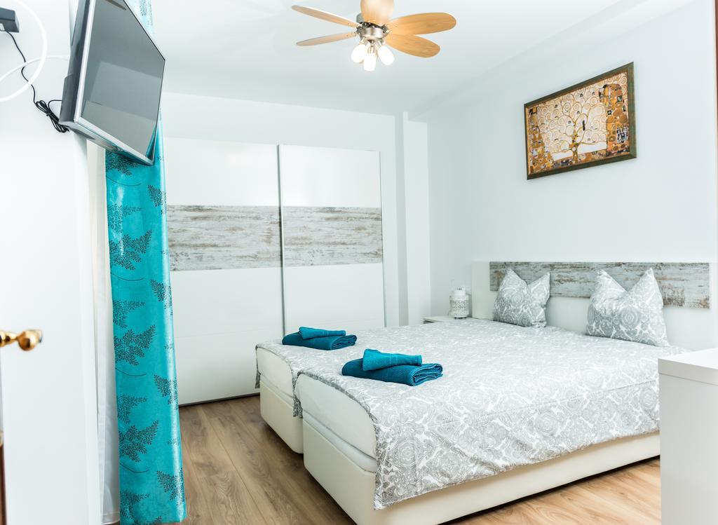 Modern Apartment Playa Valencia Exterior photo
